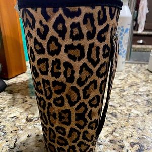Lg Leopard Spots Reusable Koozie Sleeve W/Handle